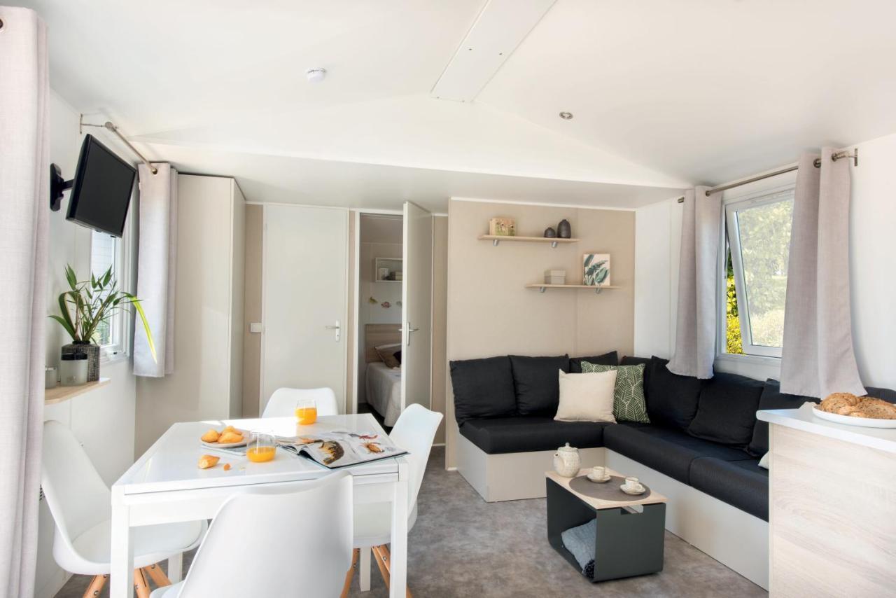 Camping Country Park Touquin - Site Officiel - Next To Disneyland Paris 外观 照片